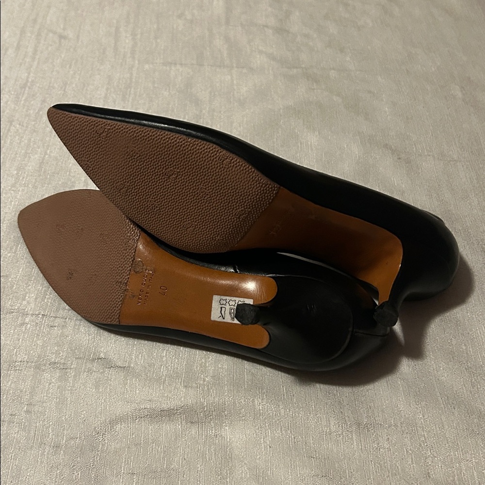Vero Cucio Black Pointed Toe Heels Made in Italy - Picture 6 of 6